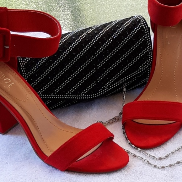 HAND PURSE - Picture 3 of 5